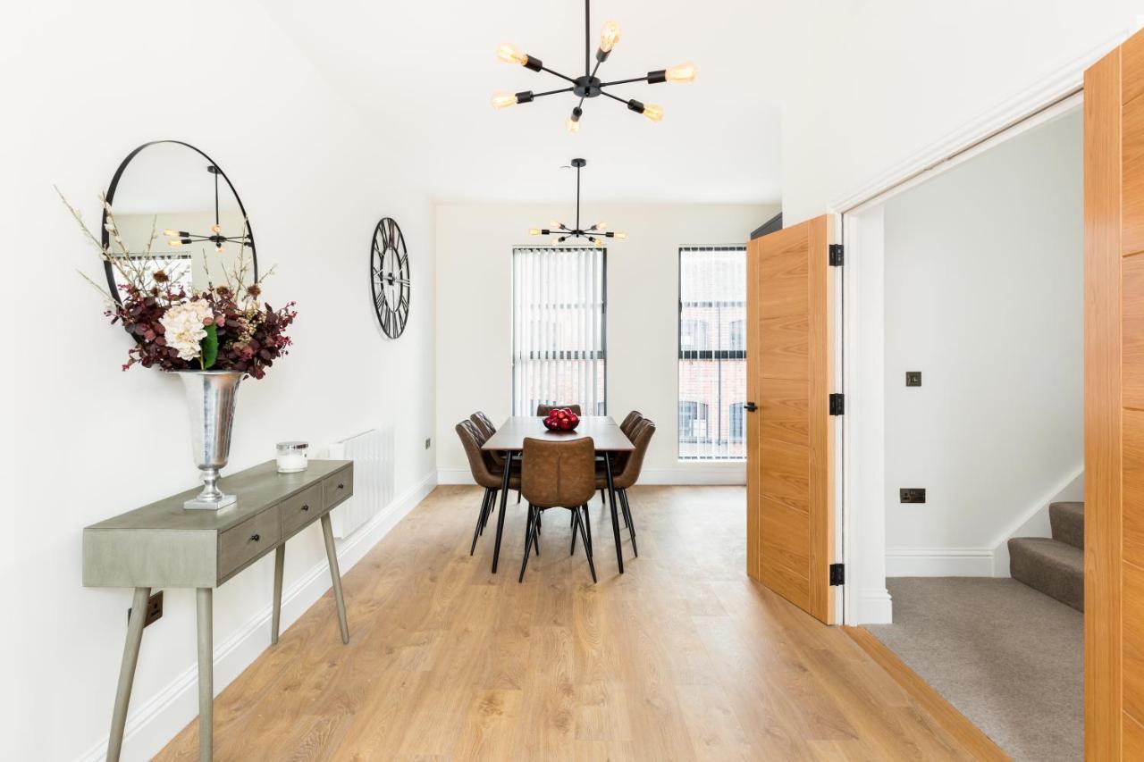 Sydenham Place - Birmingham City Centre Jewellery Quarter - A Trio Of Premium High End Town/Penthouses - 4 Bedrooms & Secure Ev Parking المظهر الخارجي الصورة