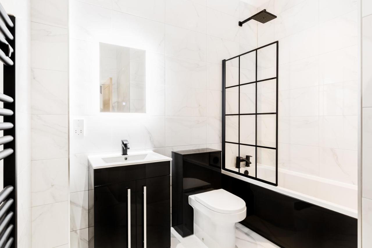 Sydenham Place - Birmingham City Centre Jewellery Quarter - A Trio Of Premium High End Town/Penthouses - 4 Bedrooms & Secure Ev Parking المظهر الخارجي الصورة