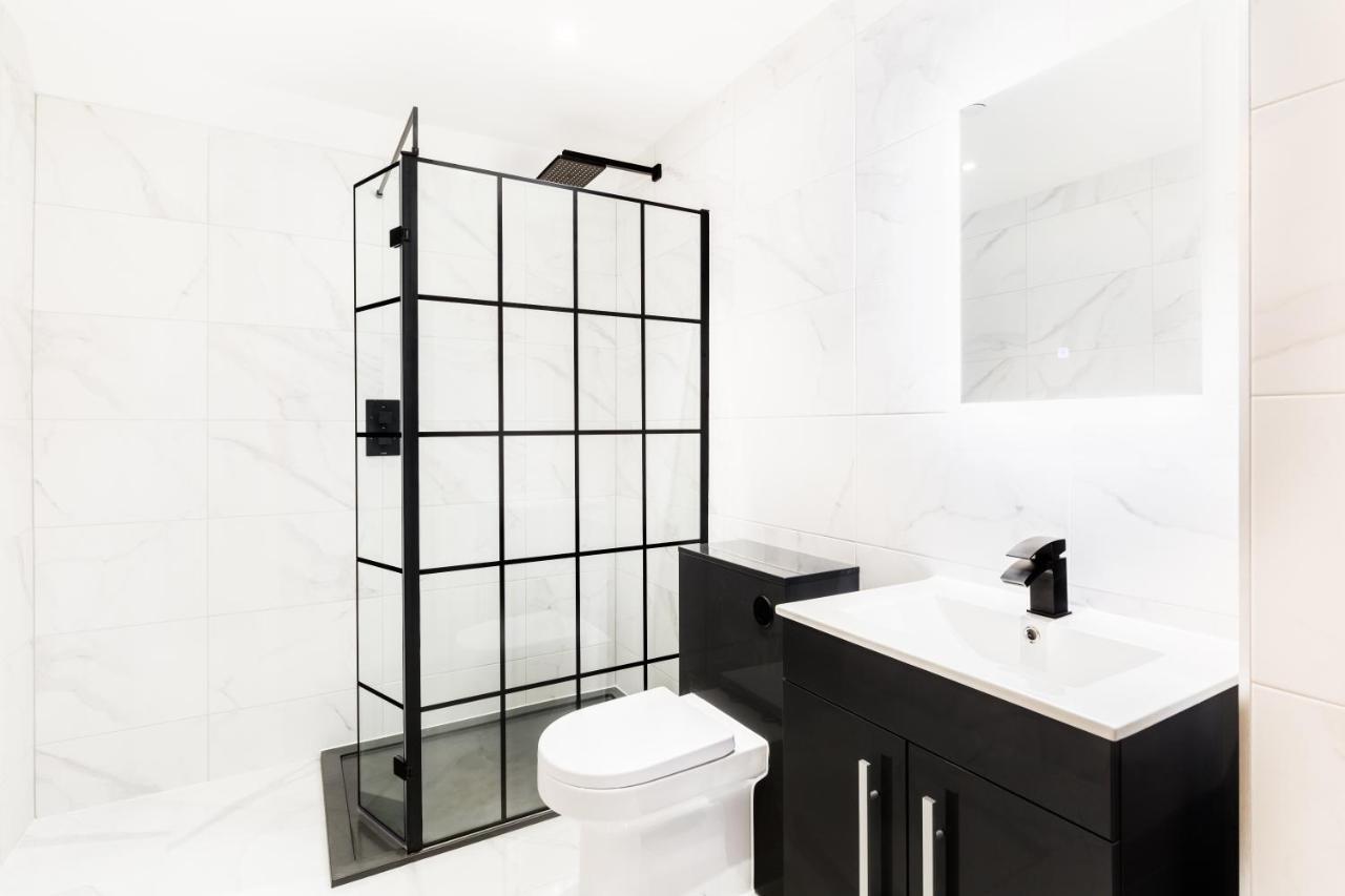 Sydenham Place - Birmingham City Centre Jewellery Quarter - A Trio Of Premium High End Town/Penthouses - 4 Bedrooms & Secure Ev Parking المظهر الخارجي الصورة